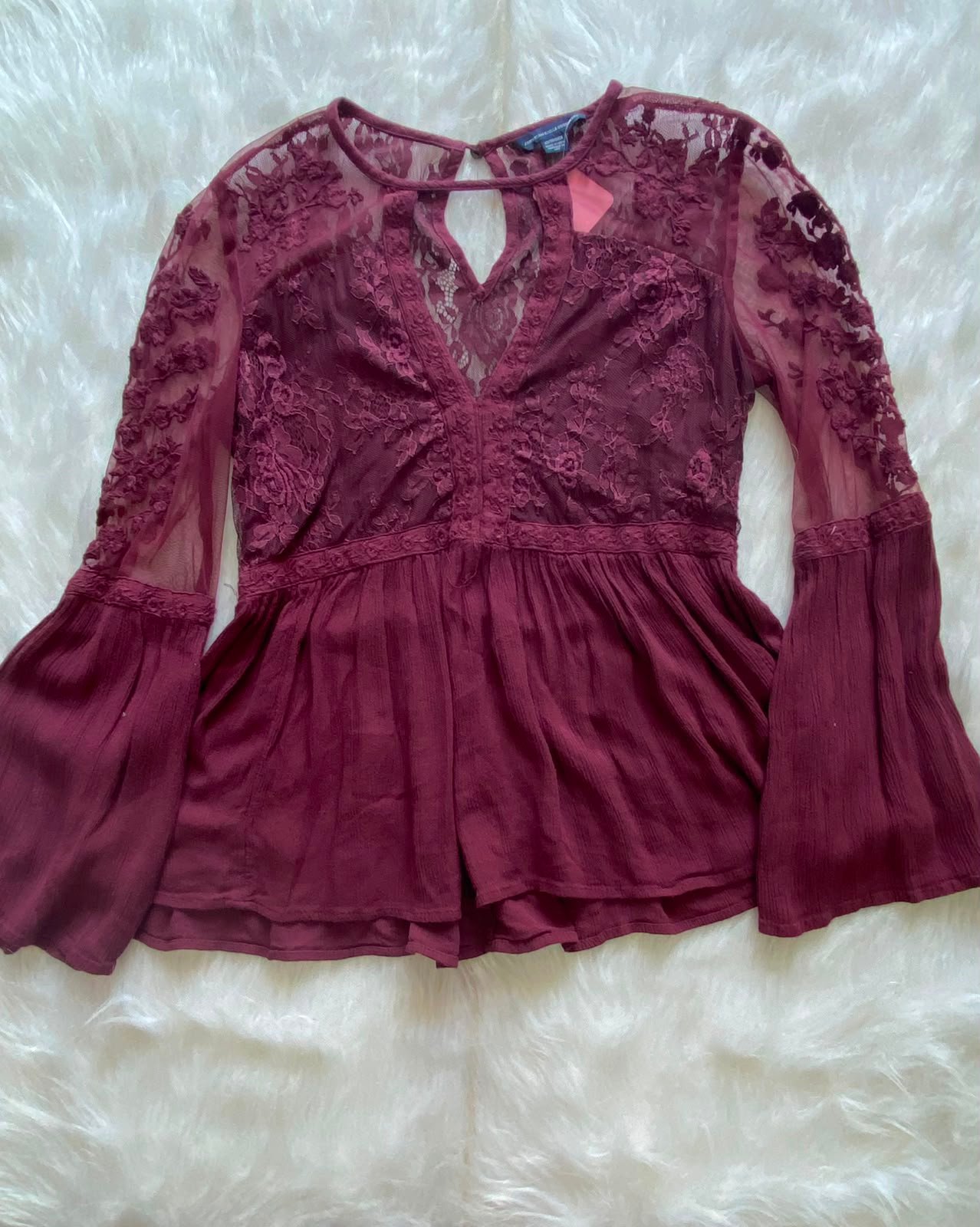 Blusa American Eagle Vino Tinto Manga Larga