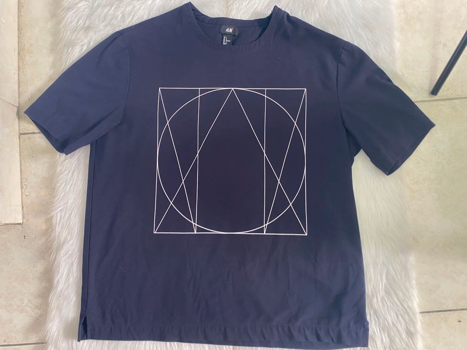 Camiseta H&M Negro con Estampado